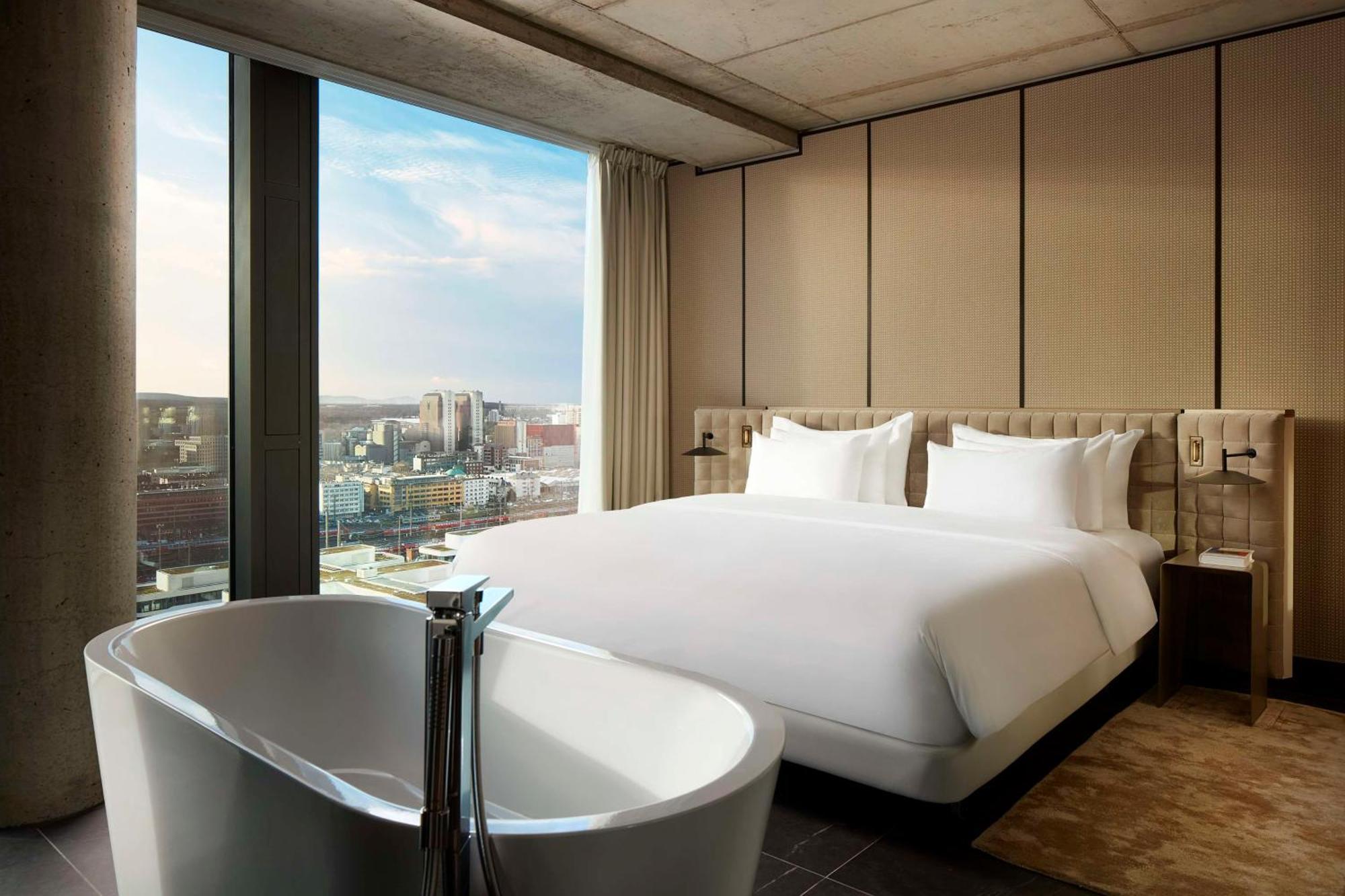 Nh Collection Frankfurt Spin Tower Hotel Франкфурт на Майн Екстериор снимка